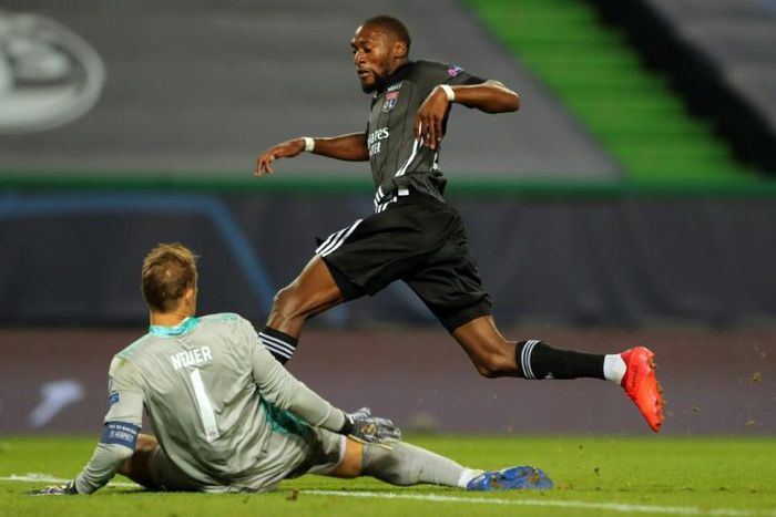 Karl Toko Ekambi was unable to find a way past Bayern goalkeeper Manuel Neuer