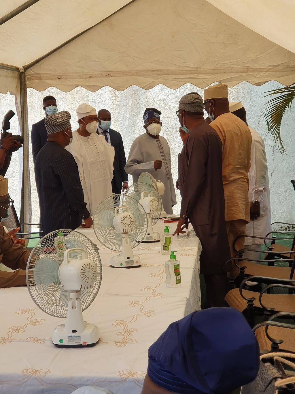 APC National Leader, Asiwaju Bola Tinubu meets Southwest Senators during their solidarity visit to Lagos on the EndSARS protest mayhem. [Twitter/@Opetuyii]