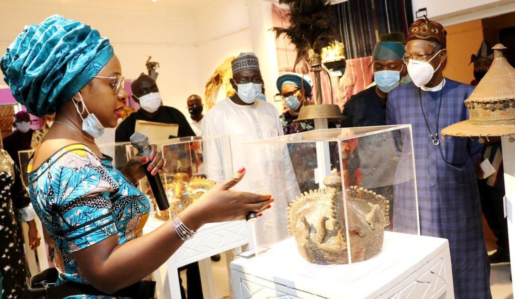 Minister of Information and Culture, Alhaji Lai Mohammed at the fashion exhibition in Lagos to celebrate Nigeria @60.  [Twitter/@FMICNigeria]