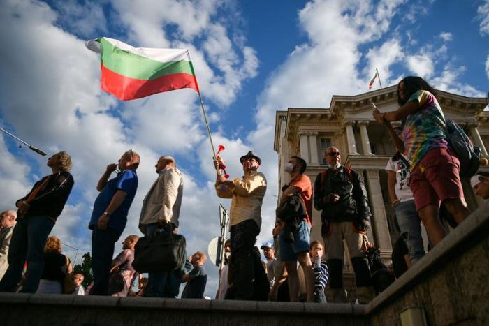 Thousands of Bulgarians gathered for a sixth consecutive evening to chant "Resign!" outside the government headquarters in Sofia