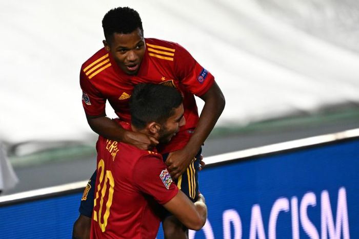 Ansu Fati and Ferran Torres both scored as Spain thumped Ukraine 4-0 in the UEFA Nations League