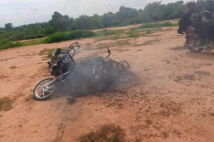 Troops kill 6 bandits, foil attempt to steal livestock in Katsina, Zamfara. [Twitter/@DefenceInfoNG]