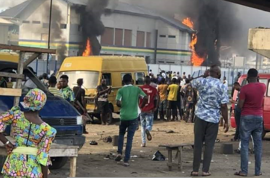 One of the police stations set on fire on Wednesday, October 21, 2020 by hoodlums in the Orile area of Lagos (Nairametric)