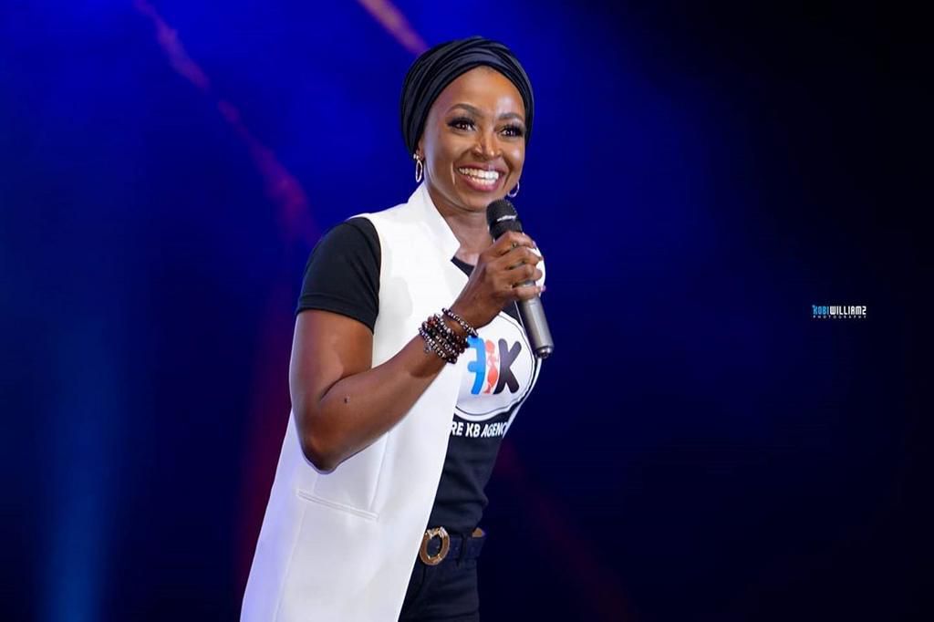 In 1993, Henshaw auditioned for the lead role in the movie When the Sun Sets and was won the role [Instagram/K8Henshaw]