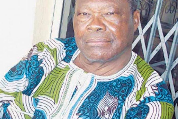 President Muhammadu Buhari greets Maj.- Gen. David Jemibewon, on his 80th birthday (The Sun)