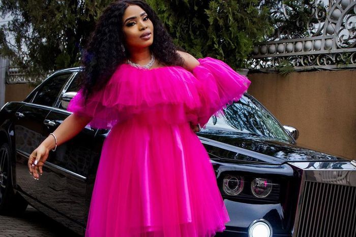 Halima Abubakar [Instagram/HalimaAbubakar]