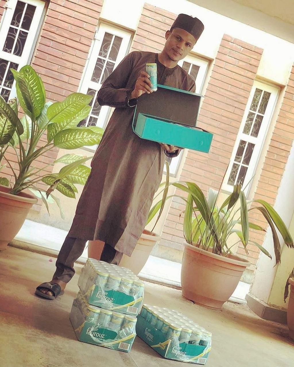 Deezell's manager with his Fayrouz Giftbox this Ramadan
