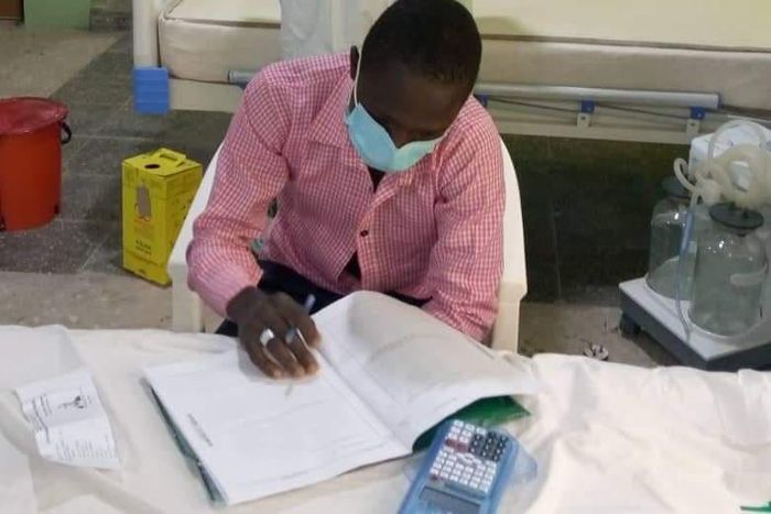 The student wrote the exam from his isolation room [Twitter/@GombePHEOC]