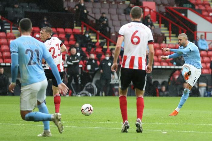 Kyle Walker (right) scored the only goal as Manchester City beat Sheffield United 1-0
