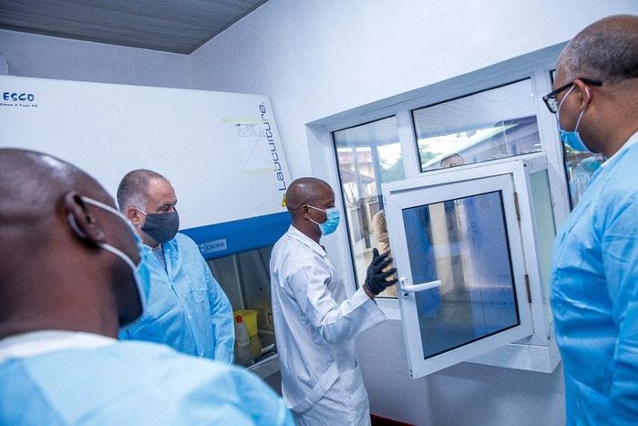 UK Government donates PCR machine to hasten Coronavirus testing in Nigeria. [TechEconomy]