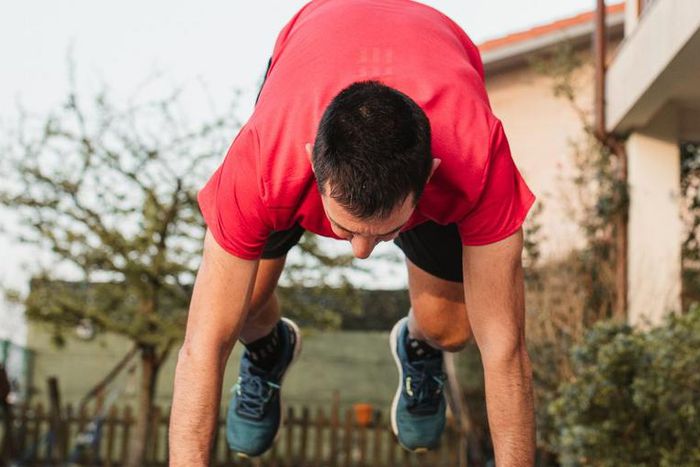 What 100 Burpees Every Day Did to This Guy’s Body