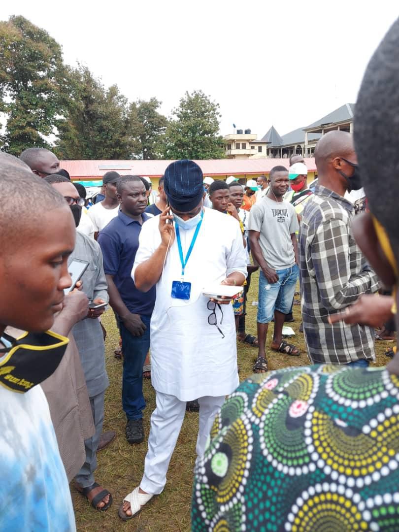 PDP candidate, Eyitayo Jegede waits to vote. (Pulse)
