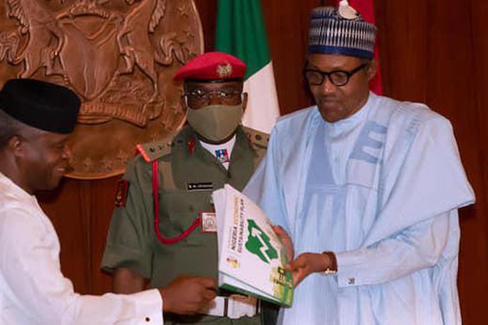 Vice President, Prof Yemi Osinbajo presents the Economic Sustainability Committee Report to President Muhammadu Buhari on Thursday June, 11, 2020. (Ripples Nigeria)