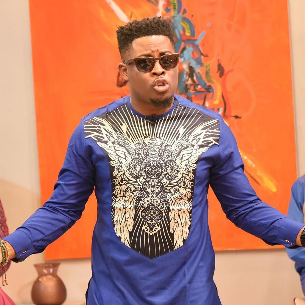 Seyi finally got to spotlight to apologize and clear the air on some not so applaudable moments from the house [Instagram/@bigbronaija]