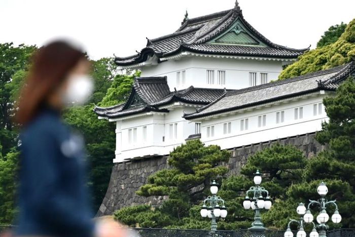 The Imperial Palace in central Tokyo is well-guarded, but several intruders have breached its moat before