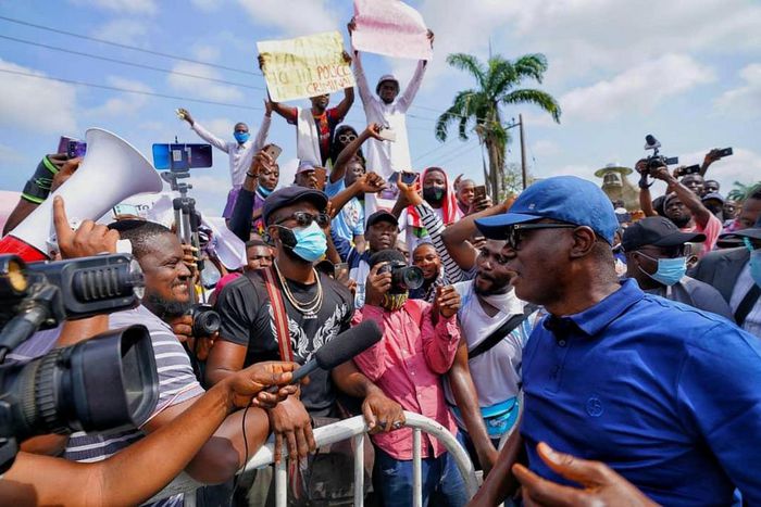 Lagos State governor, Mr Babajide Sanwo-Olu joined protesters to condemn police brutality in Nigeria.   [Twitter/@gboyegaakosile]