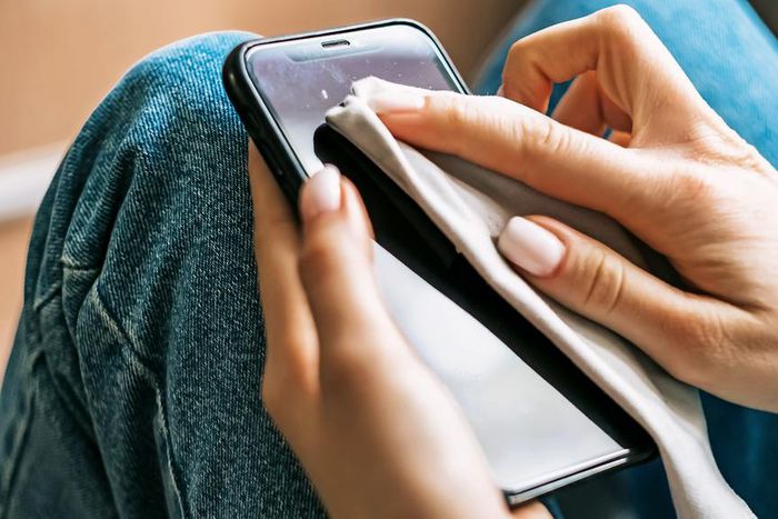 Sanitize your mobile phone jackets as safeguard against Coronavirus pandemic, Doctor advises. [tomsguide]