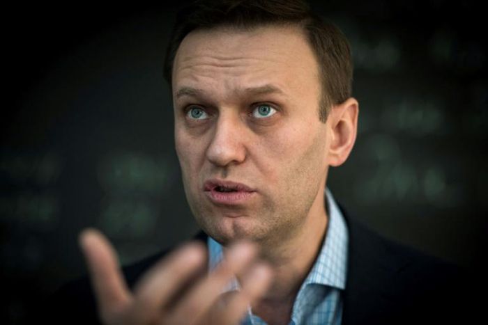 Russian opposition leader Alexei Navalny fell ill a week ago