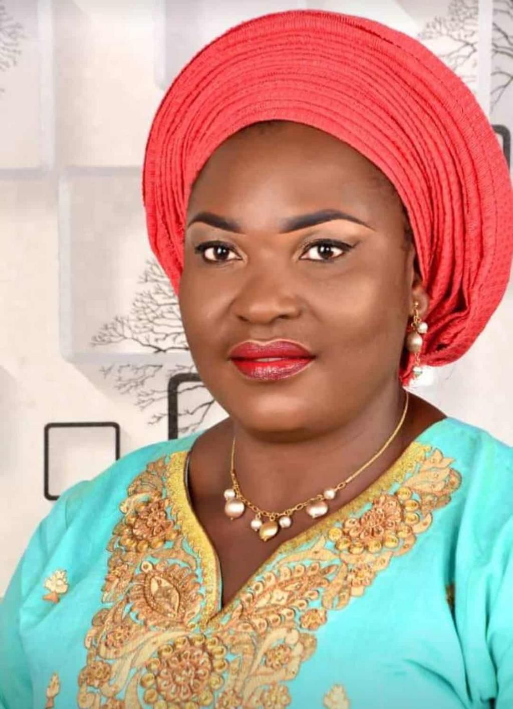 Woman gives birth after 31 years of waiting