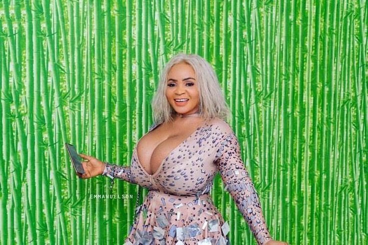 Cossy Orjiakor [Instagram/CossyBarbie]