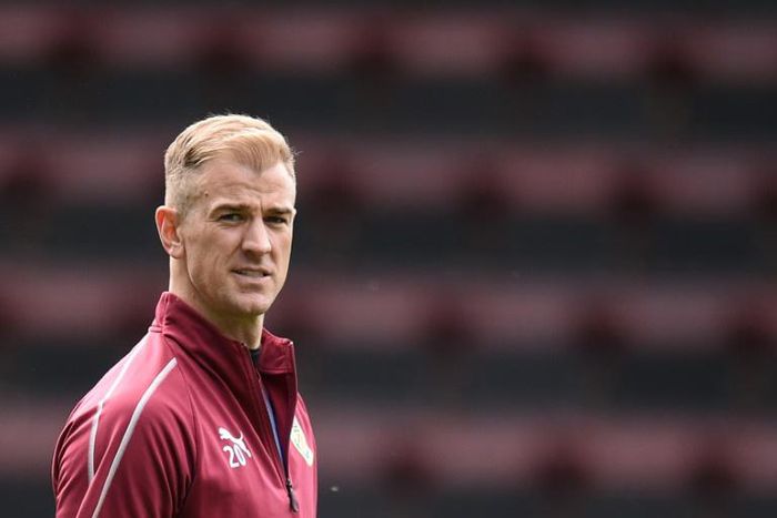 Former England number one goalkeeper Joe Hart will compete to be understudy to Hugo Lloris at Tottenham Hotspur after signing on a free transfer