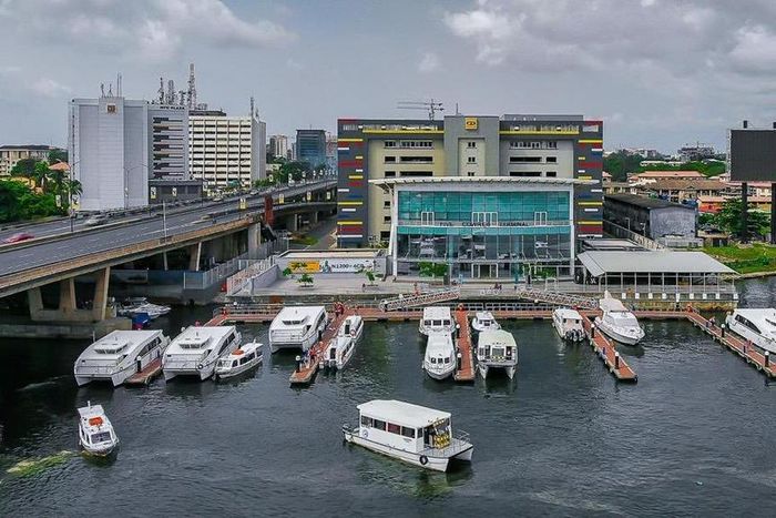 Third Mainland Bridge closure shoots up demand for LAGFERRY services. [Twitter/@Lagferry]