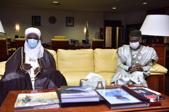Governor Nasir El-Rufai of Kaduna meets with the Sultan of Sokoto, Dr Sa’ad Abubakar. [Twitter/@GovKaduna]
