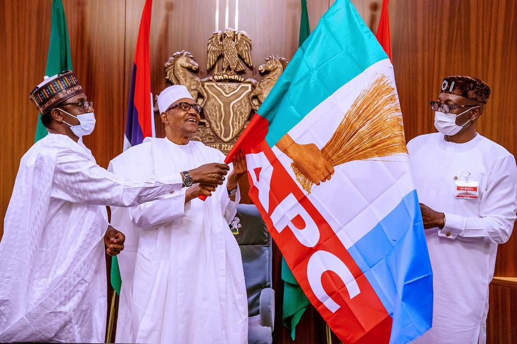 President Muhammadu Buhari meets with the governorship candidate of All Progressives Congress (APC) in Edo, Pastor Osagie Ize-Iyamu led by Gov. Mai Mala Buni of Yobe, who is also the chairman of APC Caretaker Committee. [Twitter/@BashirAhmaad]