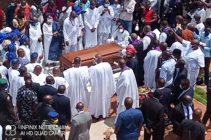 Afenifere leader Pa Fasanmi laid to rest amid glowing encomiums. [Twitter/@Massesdefender]