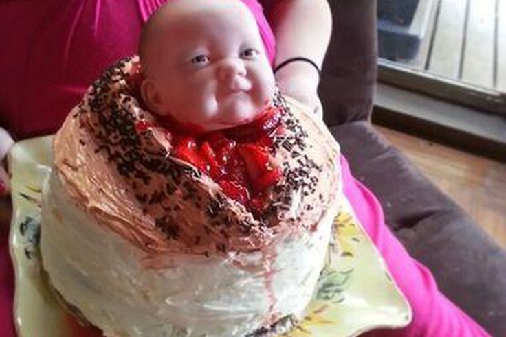 Birth cake [Cafe mom]