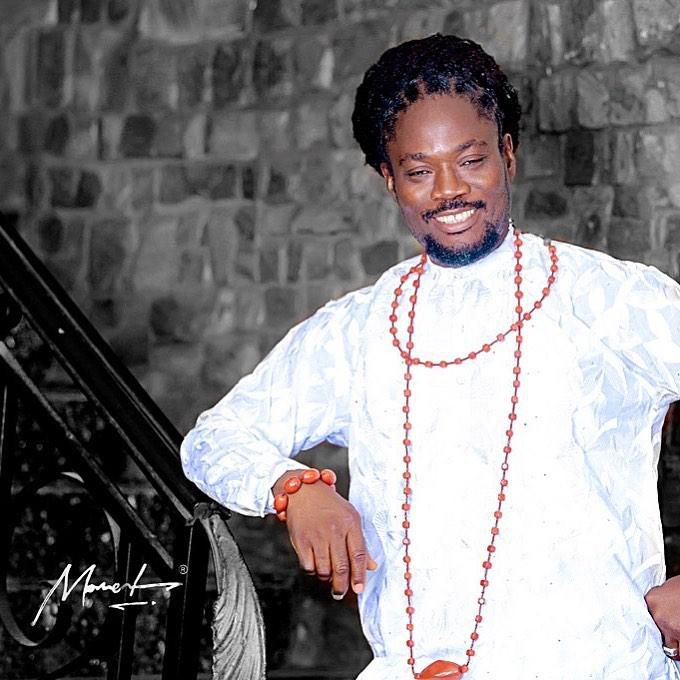 Nigeria music veteran, Daddy Showkey has recounted the time he was abandoned by close friends after a freak car accident and had to start all over again from scratch. [Instagram/DaddyShowkey]
