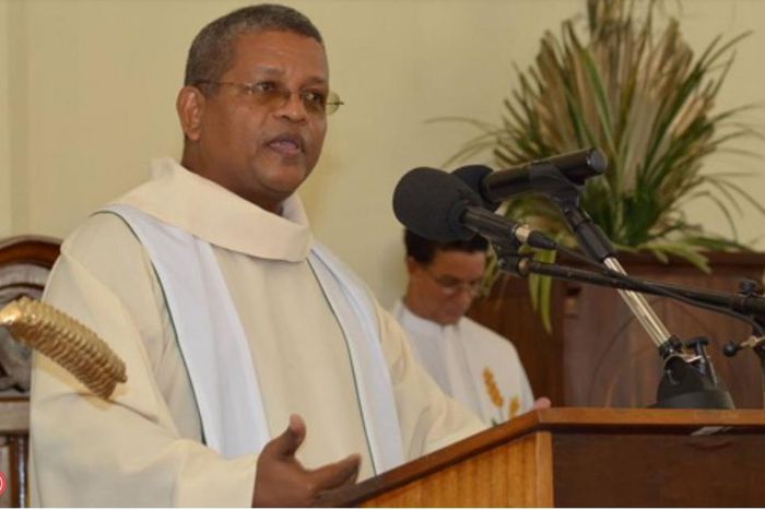 Wavel Ramkalawan: Pastor becomes Seychelles president after 5 failed attempts
