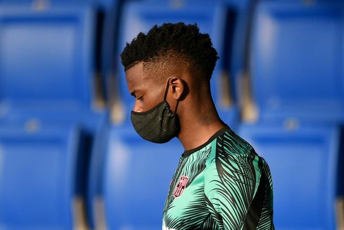 Portugal defender Nelson Semedo has signed for Wolves from Barcelona