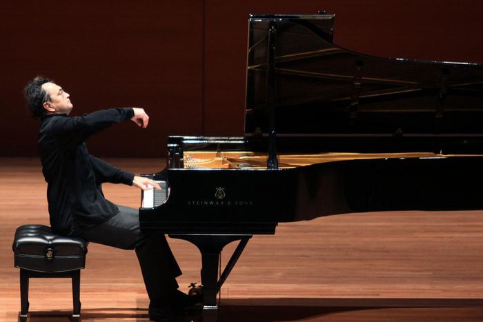 Beethoven the Avant-Gardist: A Pianist Makes His Case