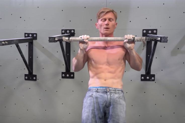 A Pro Climber Took on the USMC Fitness Test