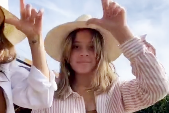 More Proof Jessica Alba And Her Daughter Are Twins