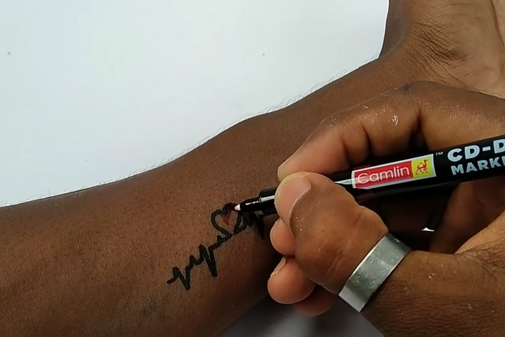 How to Make a Temporary Tattoo Using Toothpaste