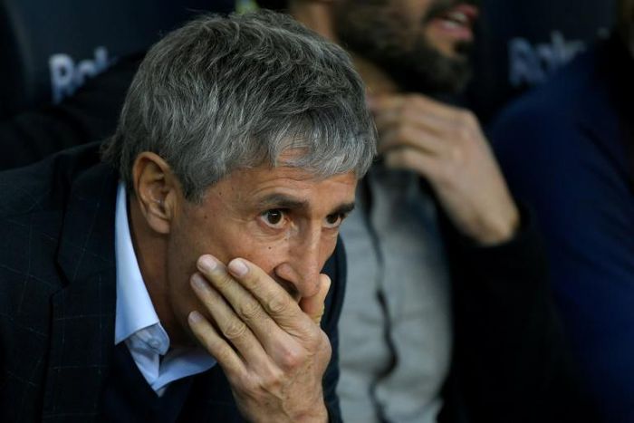 Quique Setien defended his relationship with Barcelona's players ahead of Tuesday's game at home to Atletico Madrid.