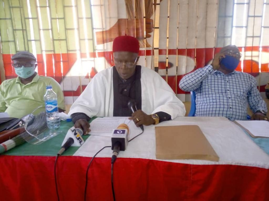 Chief Basil Ejidike, Chairman of the APC in Anambra addressing newsmen in Awka on Monday.  [NAN]