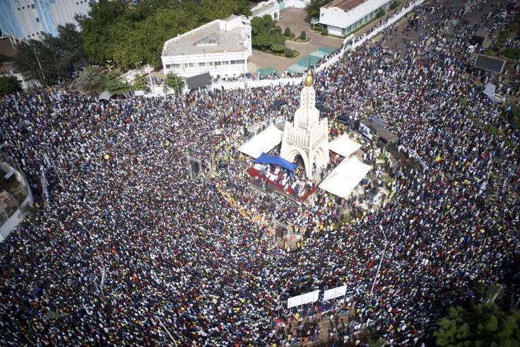 Protestors in Bamako's Independence Square on June 19