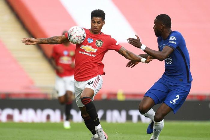 Manchester United and Chelsea are aiming to seal their place in next season's Champions League on Sunday