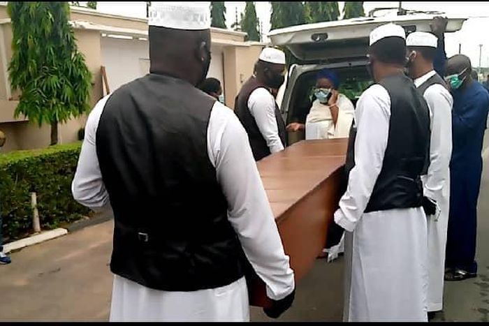 Ajimobi's body arrived for burial at his Ibadan home (Premium Times)