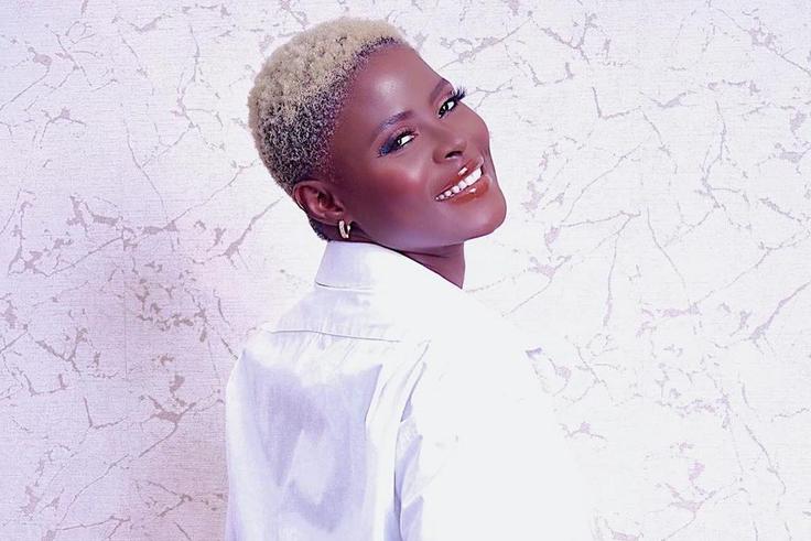 In some quarters it is believed that the Ekiti born fashion and beauty Influencer must have gone under the knife for a butt enlargement. [Instagram/KokoByKhloe]