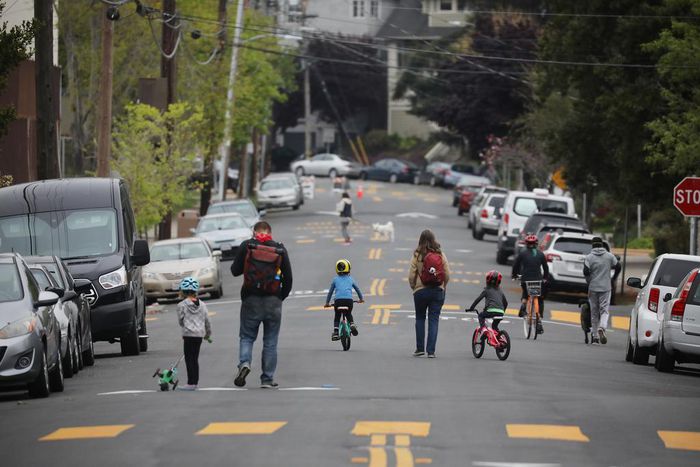 Cities Close Streets to Cars, Opening Space for Social Distancing
