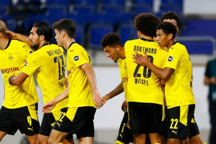 English teenager Jude Bellingham (R) scored on his debut for Borussia Dortmund in the German Cup