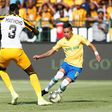 Uruguayan Gaston Sirino (R) scored the only goal in a top-of-the-table South African Premiership clash with leaders Kaizer Chiefs in Soweto Thursday
