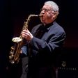 Lee Konitz, Jazz Saxophonist Who Blazed His Own Trail, Dies at 92