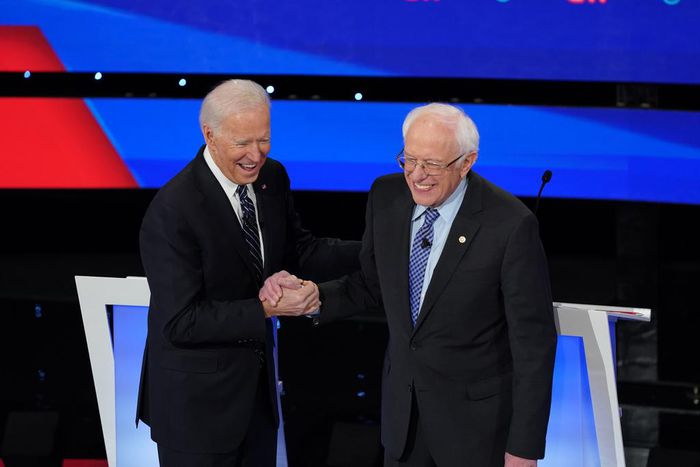 Warren Endorses Biden for President