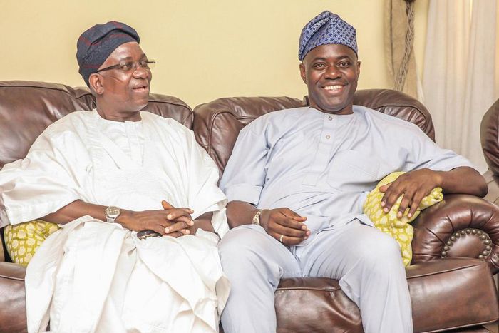 Deputy Governor Olaniyan (Left) with Governor Makinde (Right)
