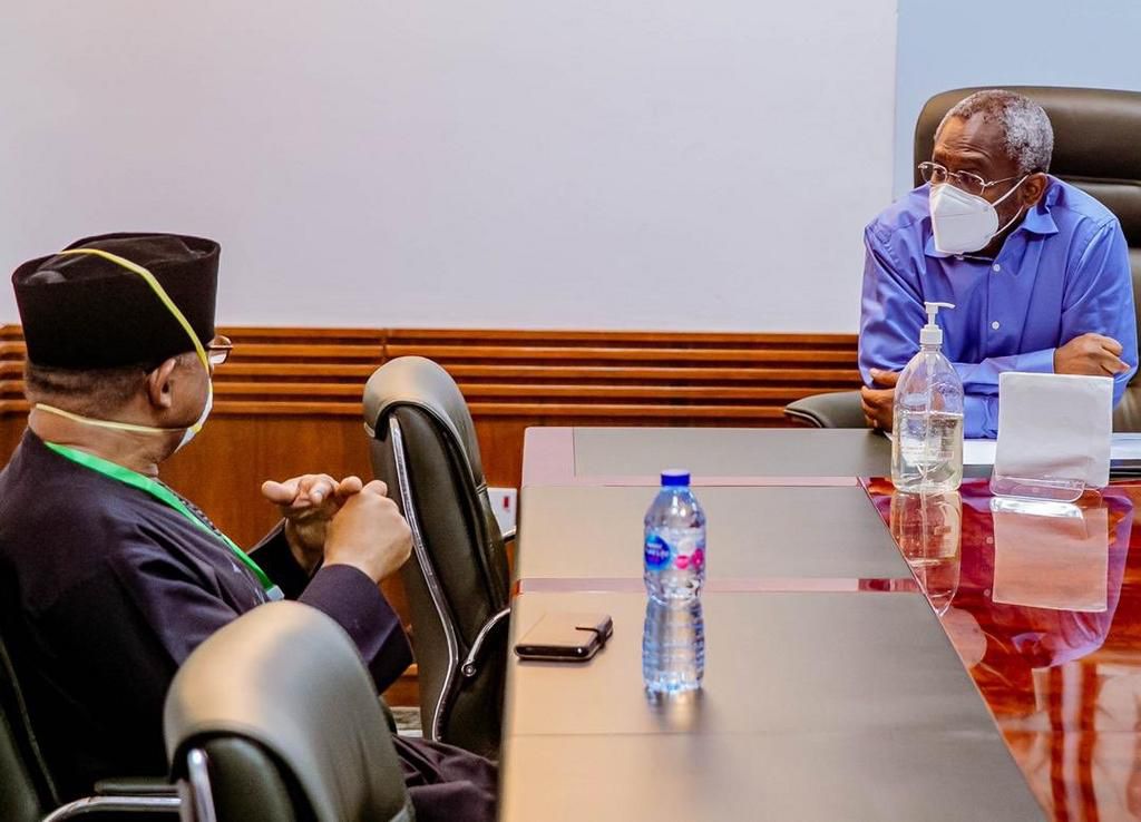 Speaker of the House of Representatives, Hon. Femi Gbajabiamila and Minister of Health, Dr. Osagie Ehanire. [Twitter/@femigbaja]